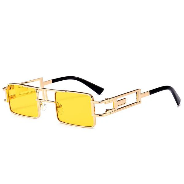 Chic Aviator-Style Sunglasses