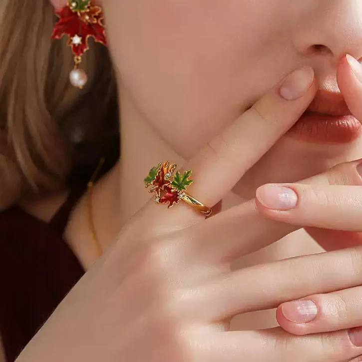 Elegant Autumn Leaf Enamel Ring